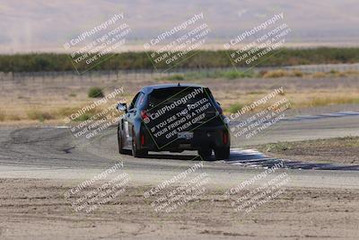 media/Oct-04-2025-OnGrid (Sat) [[44bd565ffa]]/Yellow Group/Grapevine/